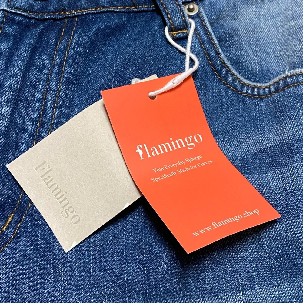 Flamingo Straight Leg Jeans Women’s L Medium Wash Casual Distressed Denim New